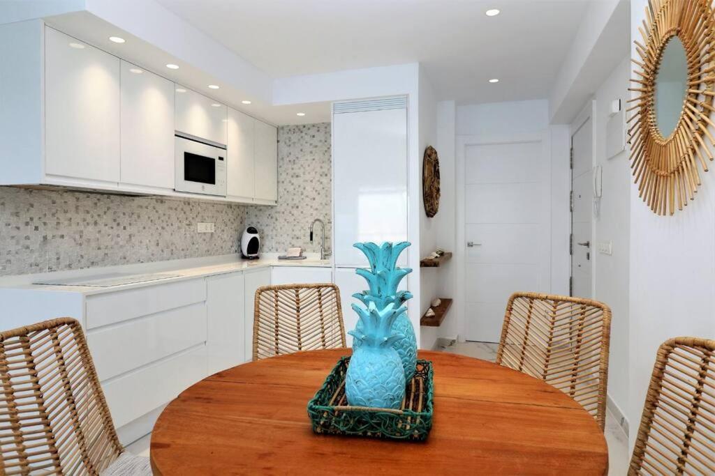 Luxurious 2-Bedroom Apt With Stunning Views, 1St Line On Levante Beach, Benidorm Dış mekan fotoğraf