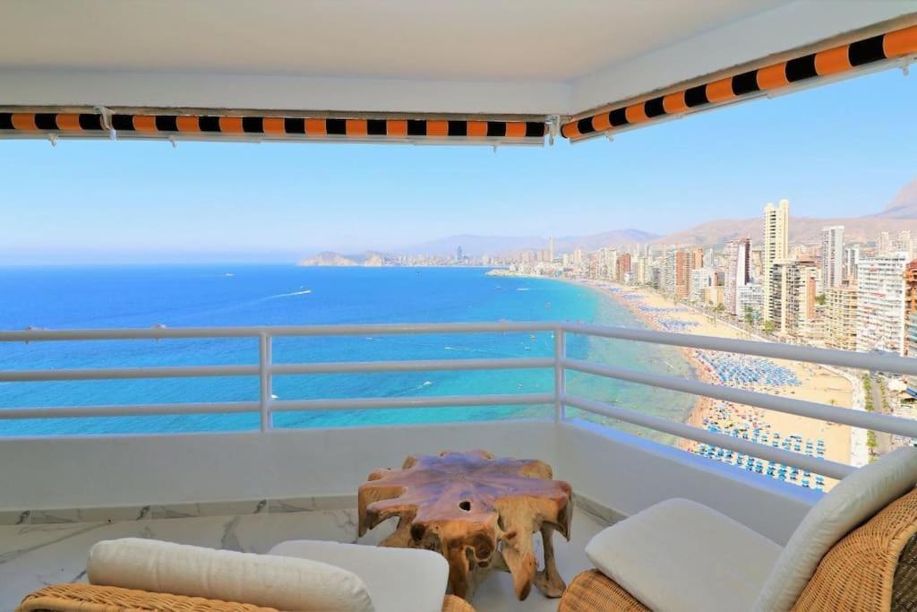 Luxurious 2-Bedroom Apt With Stunning Views, 1St Line On Levante Beach, Benidorm Dış mekan fotoğraf